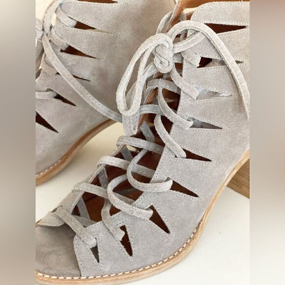 Jeffrey Campbell Corwin Suede gladiator Bootie- in stone Size 9.5 - Picture 4 of 13